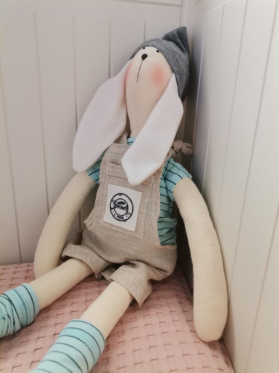 Inom Zajączek w lnianych spodenkach - obrazek 2